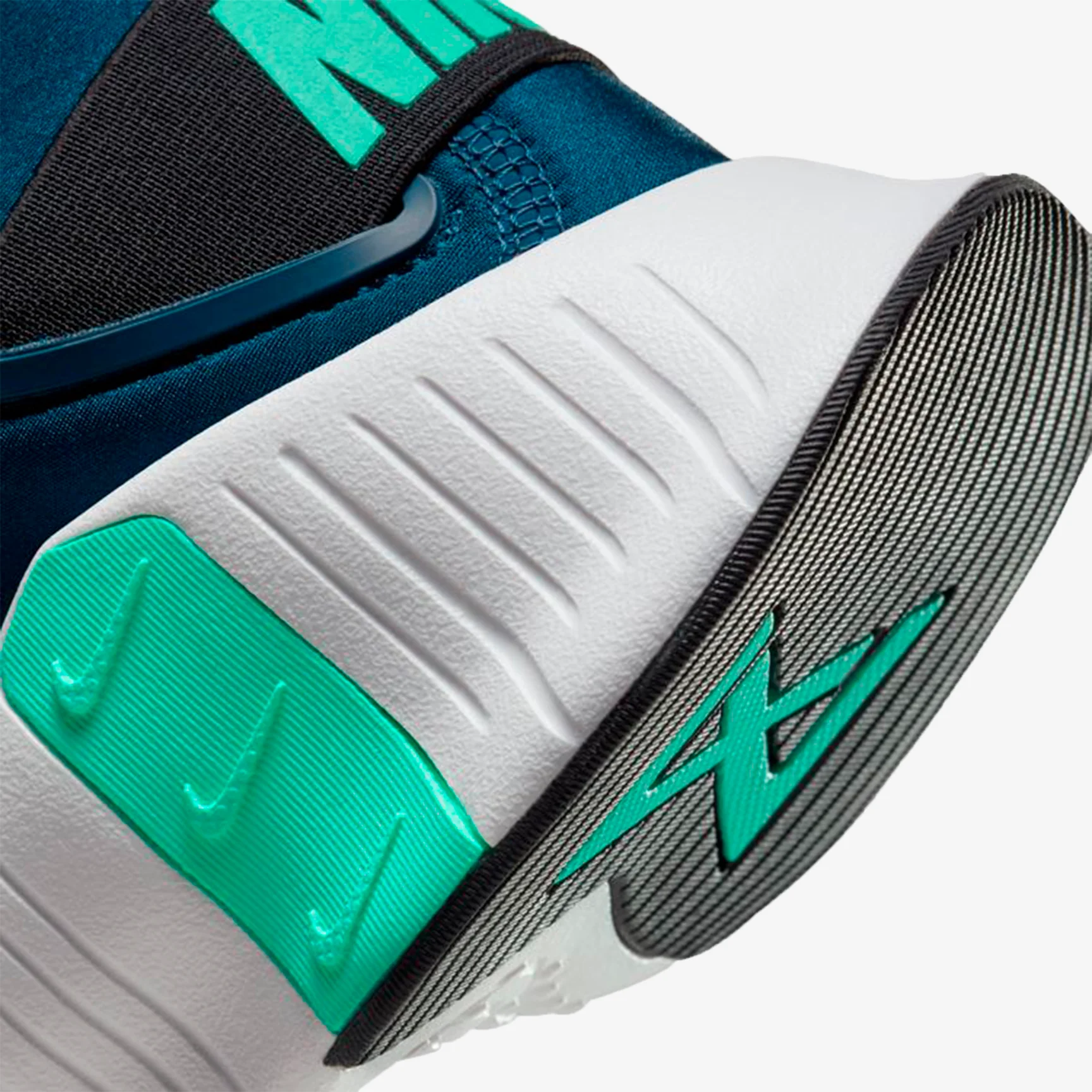 NIKE FREE METCON 4 - WOMAN - Image 4