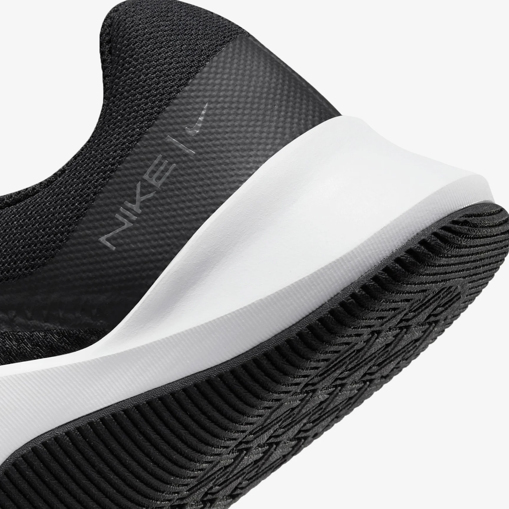 NIKE MC TRAINER 2 - WOMEN - Image 7