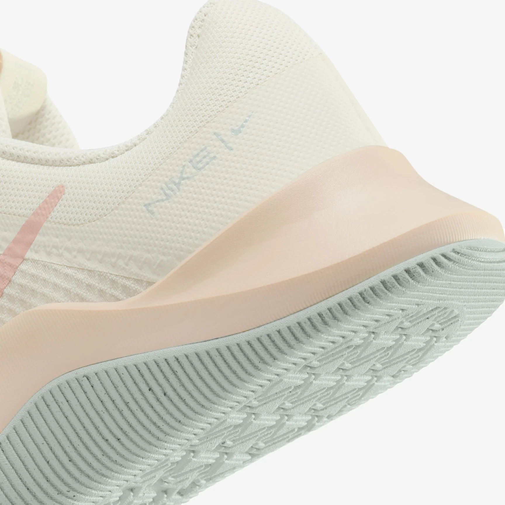 NIKE MC TRAINER 2 - WOMEN - Image 7