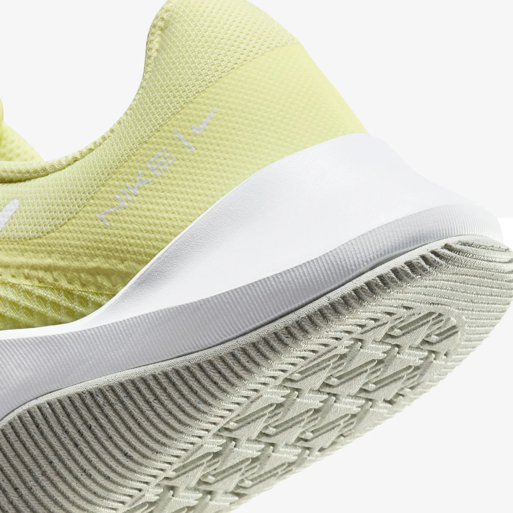 NIKE MC TRAINER 2 - WOMEN - Image 9