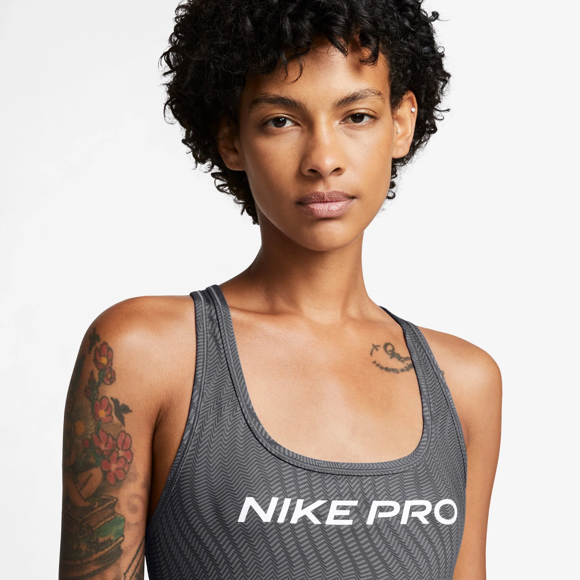 NIKE TOP SWOOSH - LOW IMPACT - Image 3