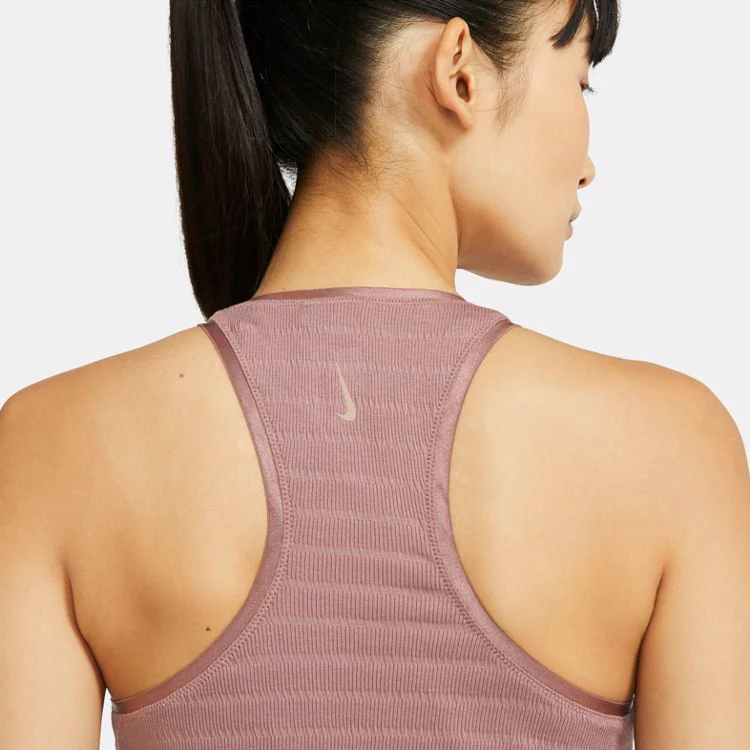 NIKE YOGA TANK - Image 3