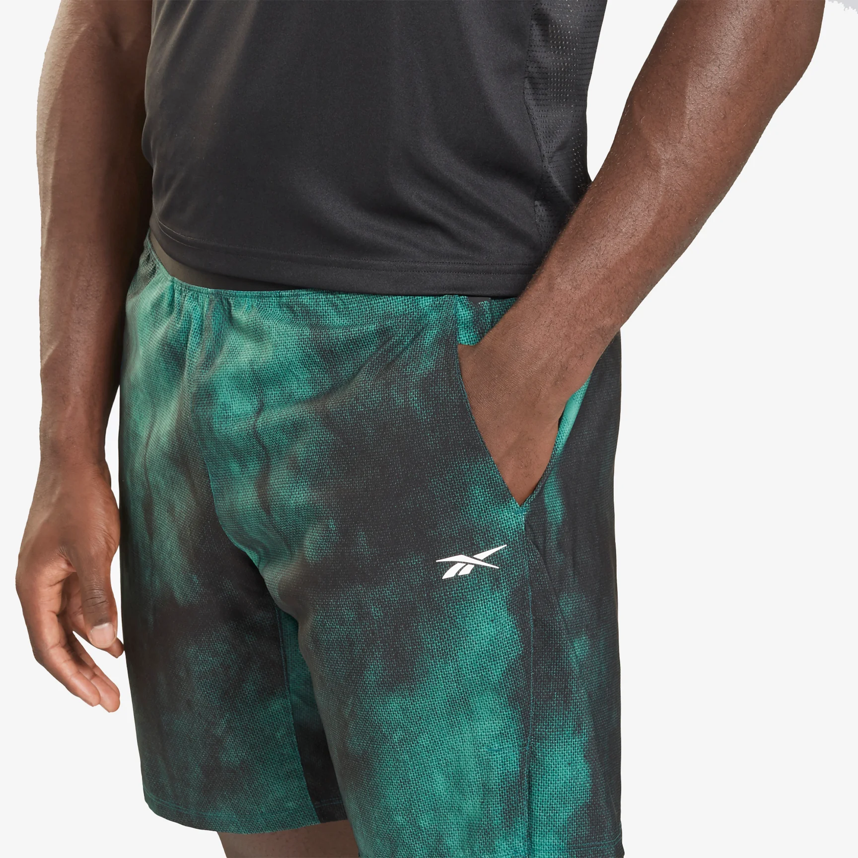 REEBOK EPIC LIGHTWEIGHT PRINTED TRAINING SHORTS - Image 3