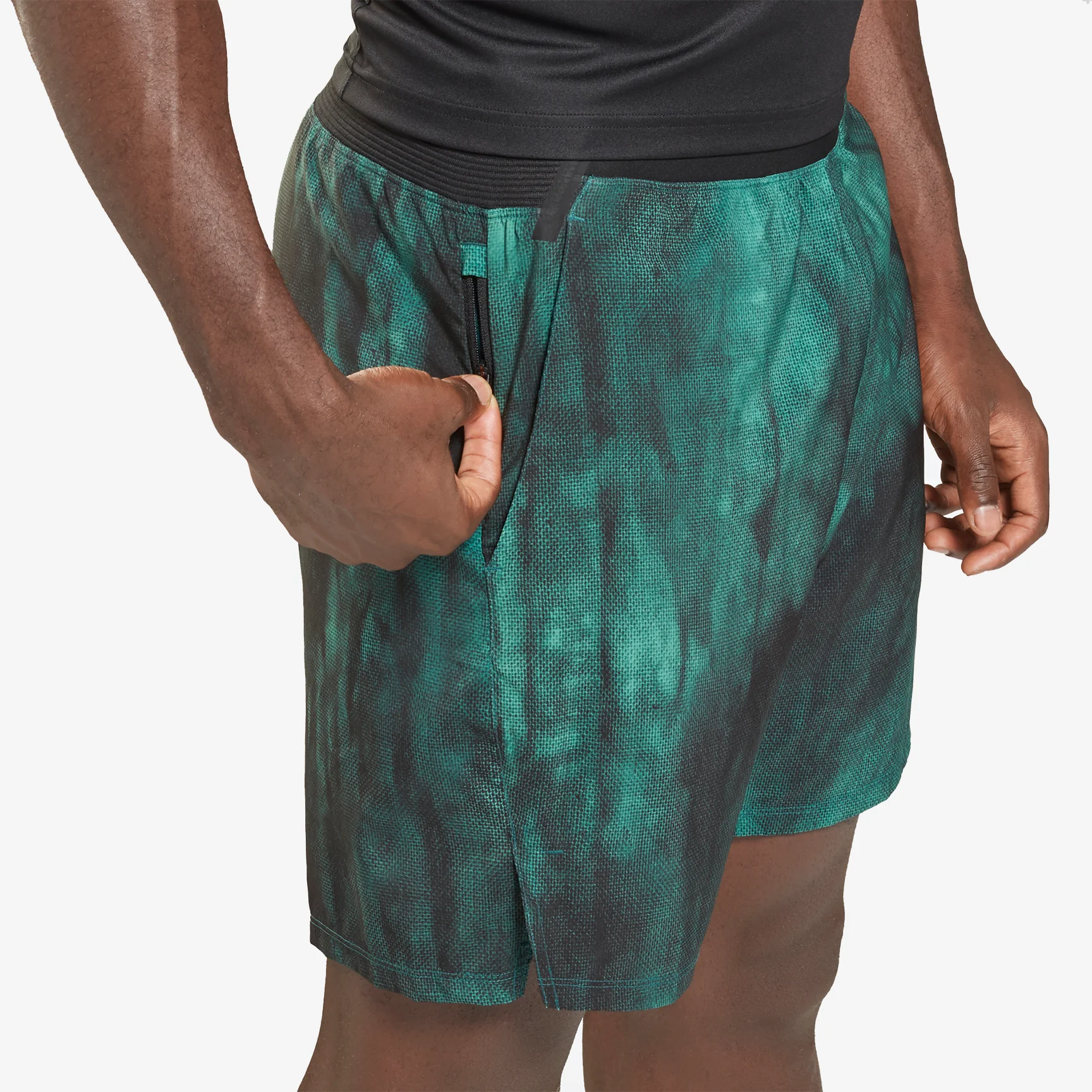 REEBOK EPIC LIGHTWEIGHT PRINTED TRAINING SHORTS - Image 4