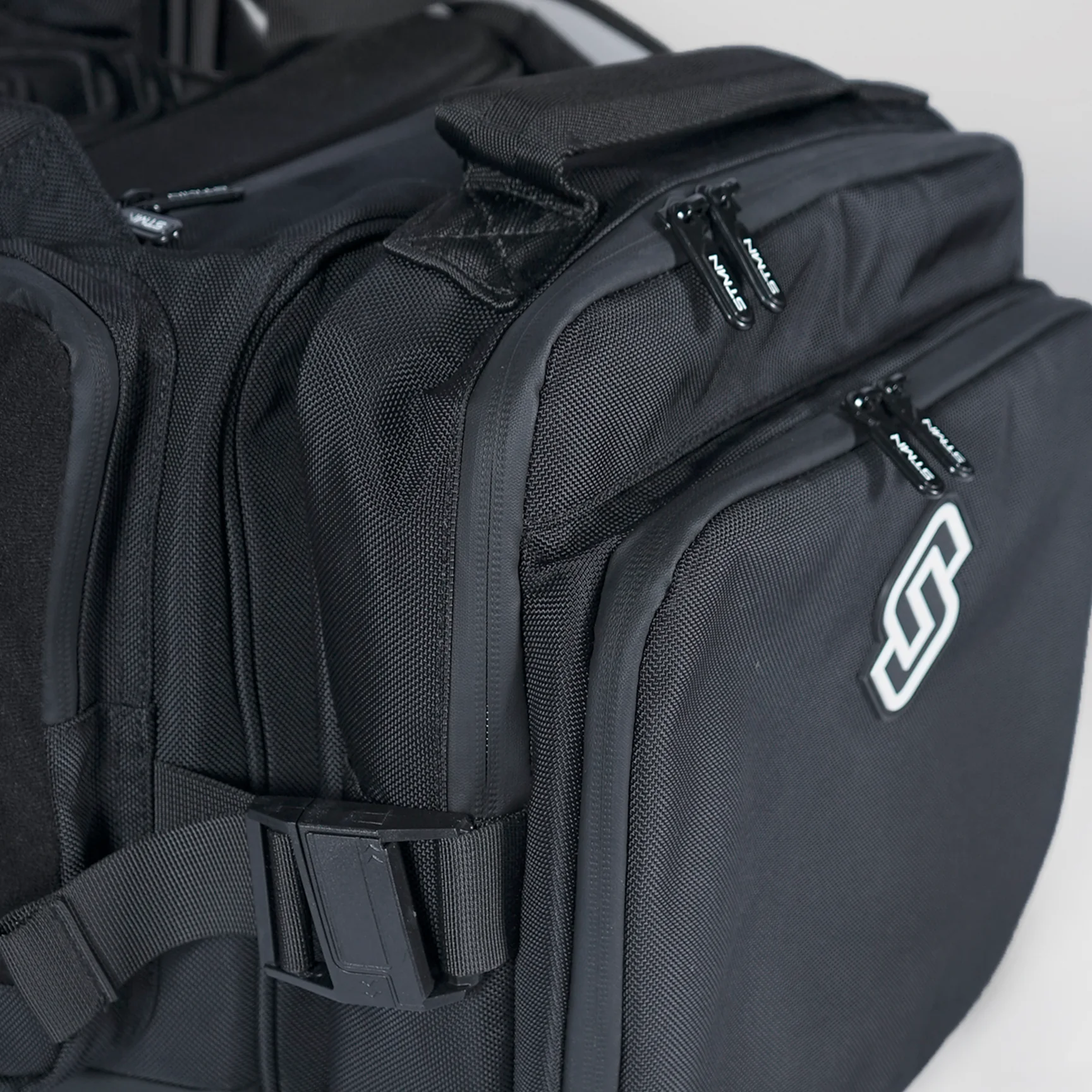 STMN X-LINE 50L BACKPACK - Image 4