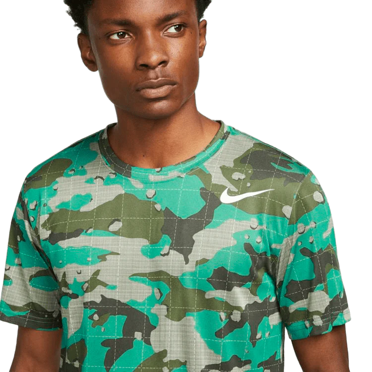 T-SHIRT NIKE DRI-FIT CAMO - Image 3