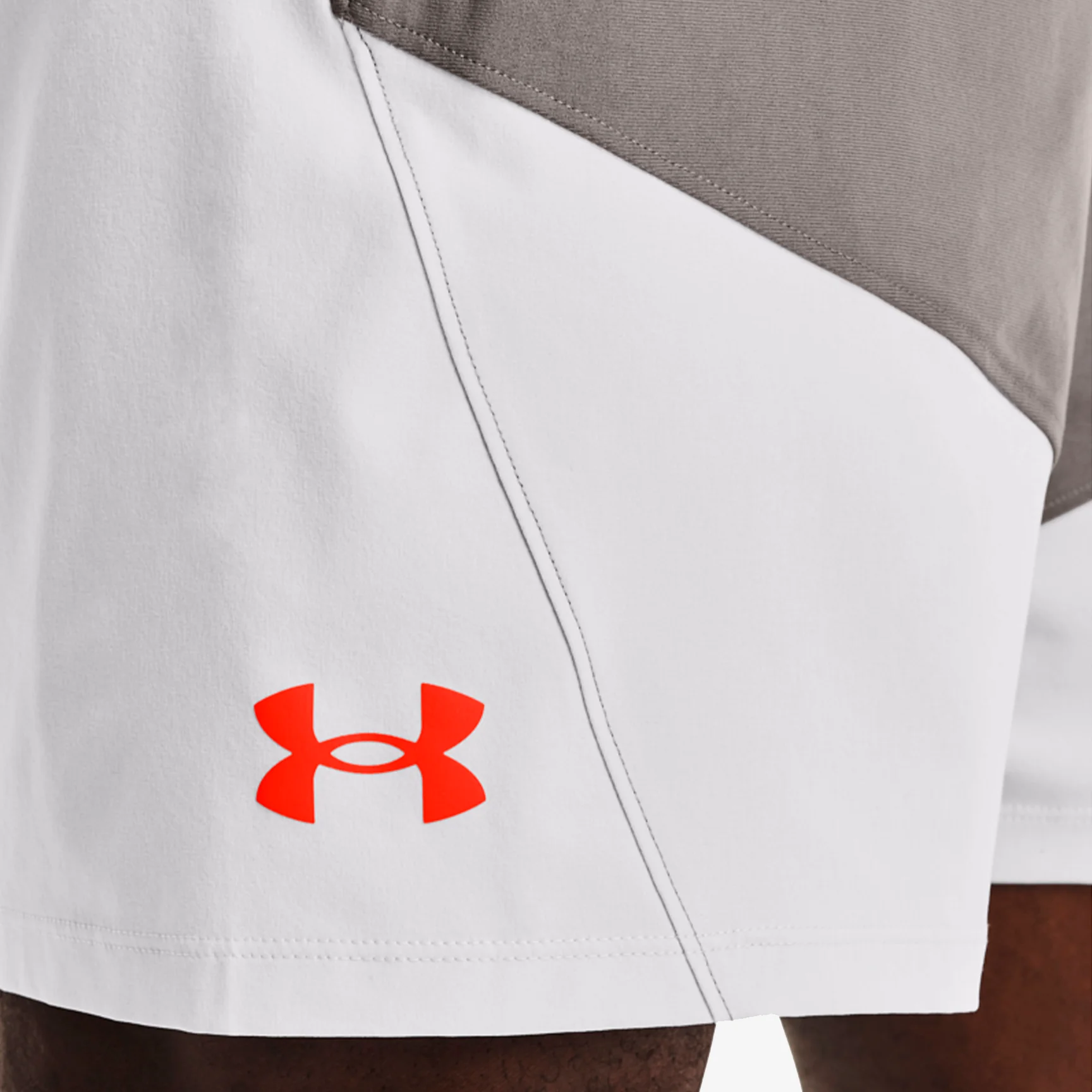 UNDER ARMOUR HIIT HYBRID SHORTS - Image 3