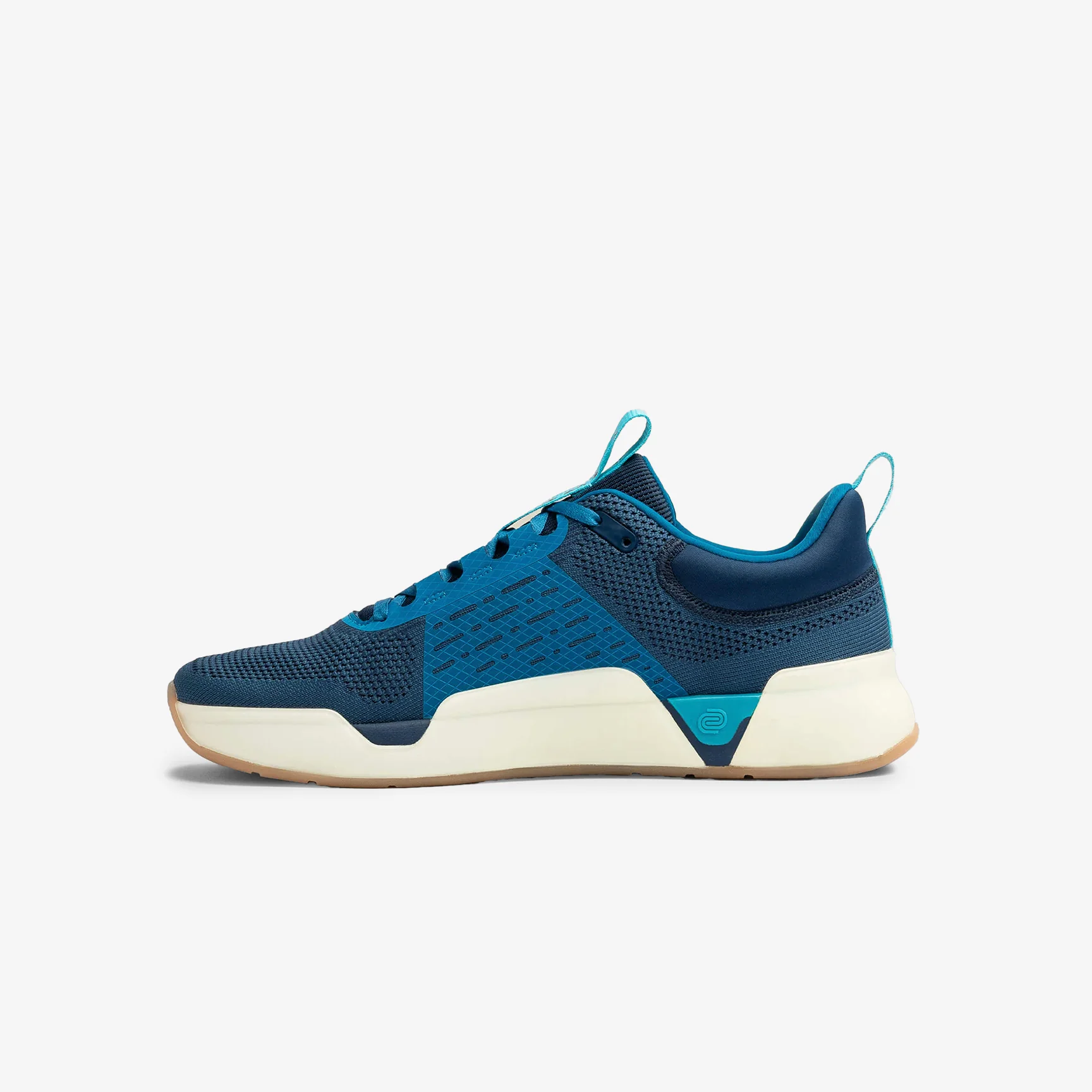 WHILE ON EARTH MOVE TRAINER - Image 3